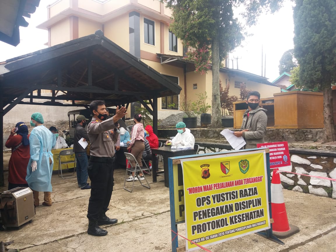 Ratusan Calon KPPS di Pasirjambu Ikuti Tes Kesehatan